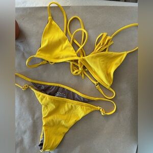 Acacia swimwear | small top medium bottom